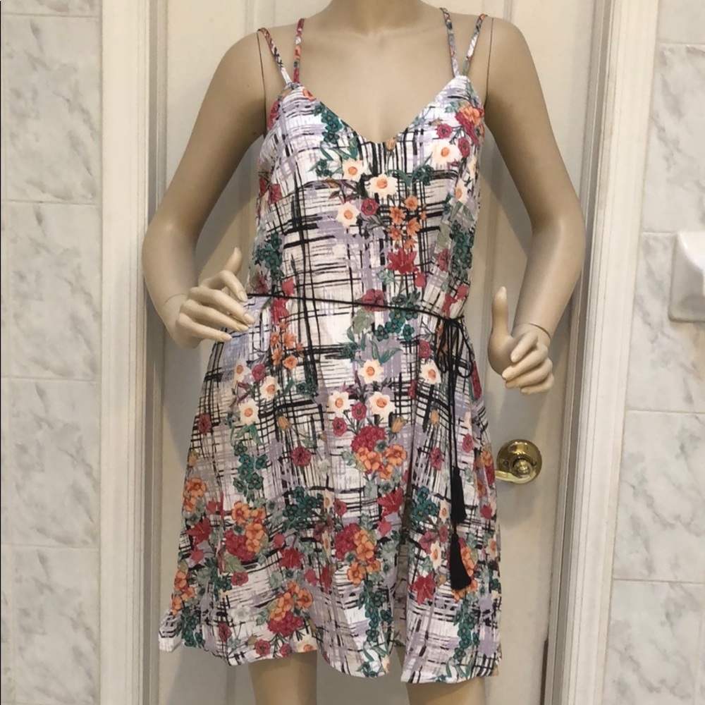 OFF WHITE FLORAL DRESS - Picture 5 of 7